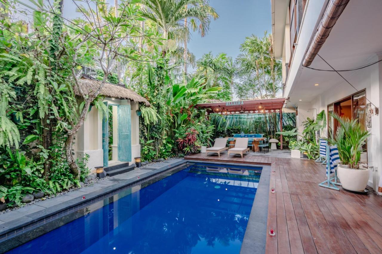 Villa Alleira Seminyak By Best Deals Asia Hospitality Exterior foto