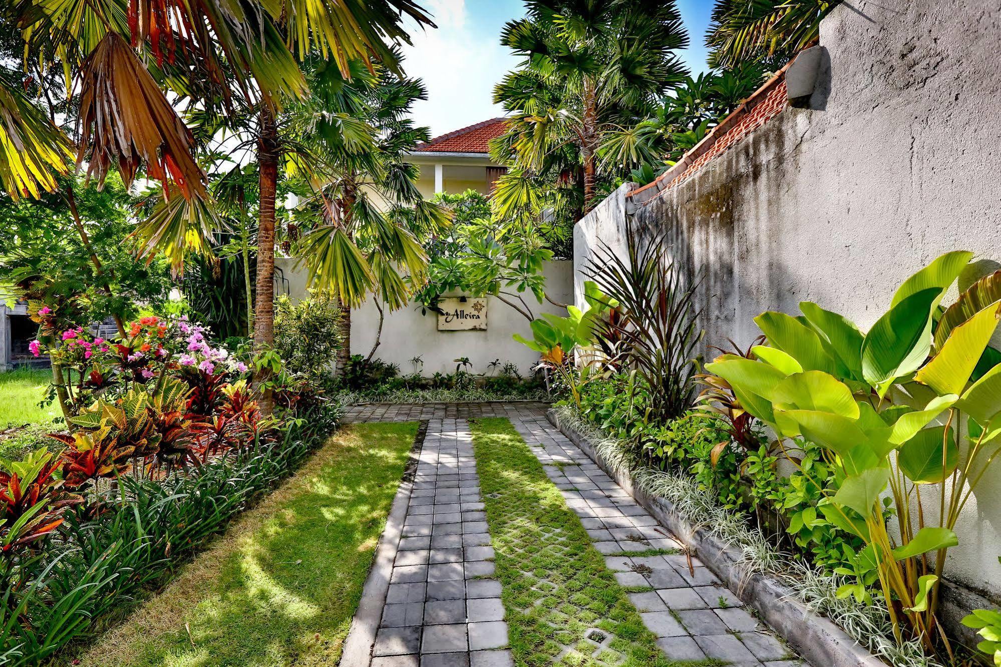 Villa Alleira Seminyak By Best Deals Asia Hospitality Exterior foto